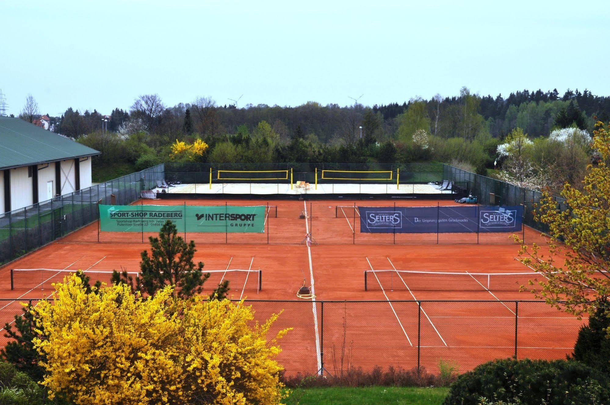 Hotel Sportwelt Radeberg Kültér fotó